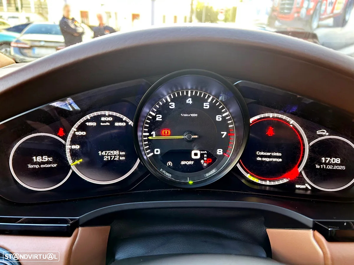Porsche Cayenne E-Hybrid - 17