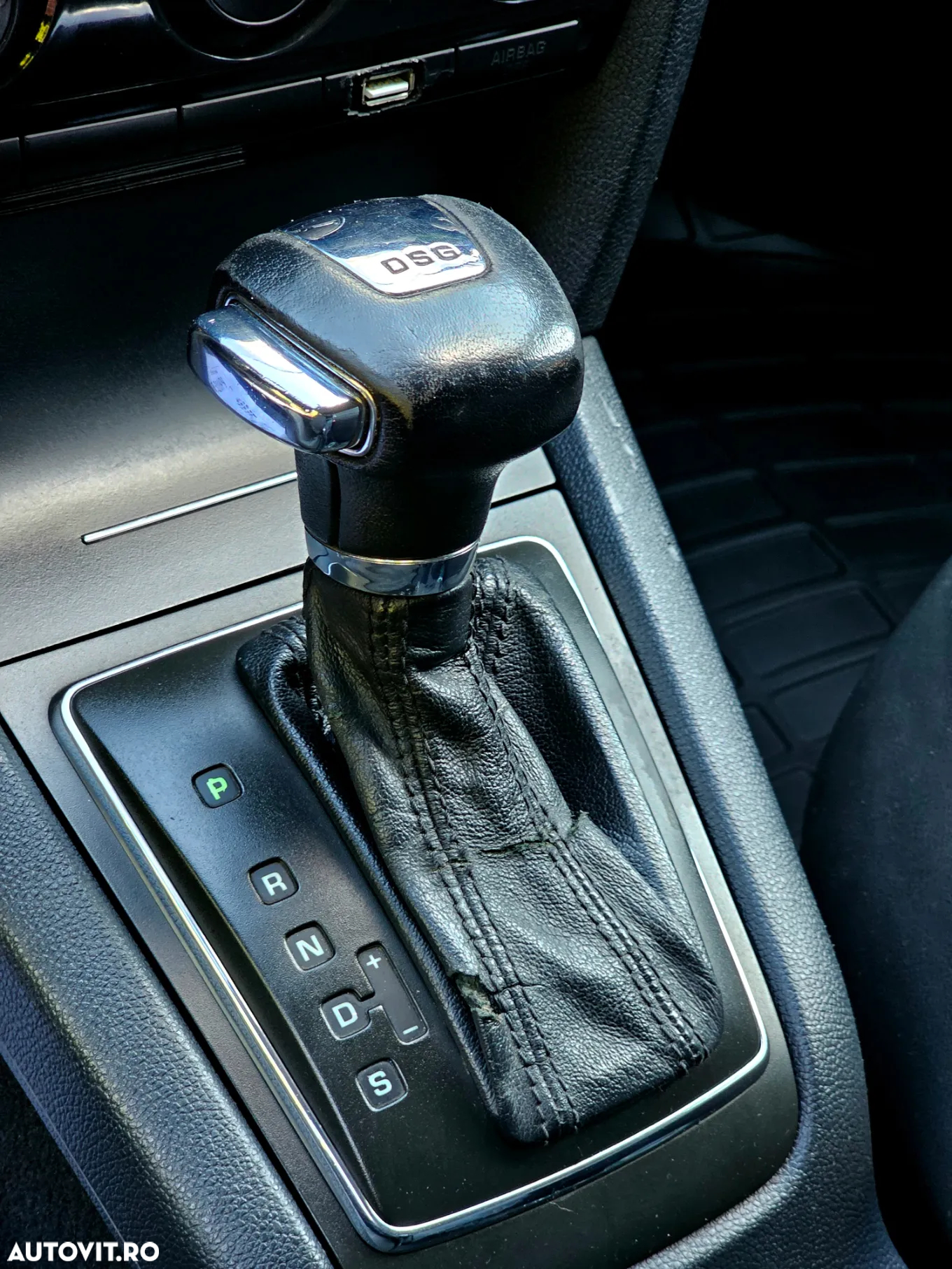 Skoda Octavia Combi 2.0 TDI Elegance Automatic - 32
