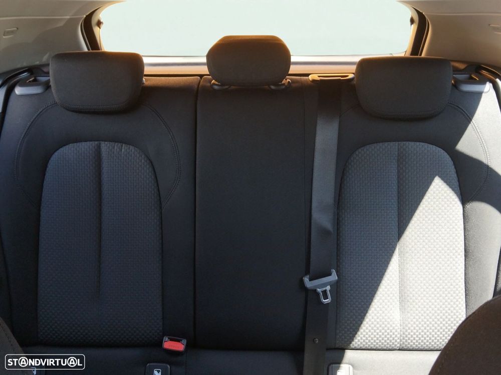 BMW 116 d Corporate Edition Auto - 16
