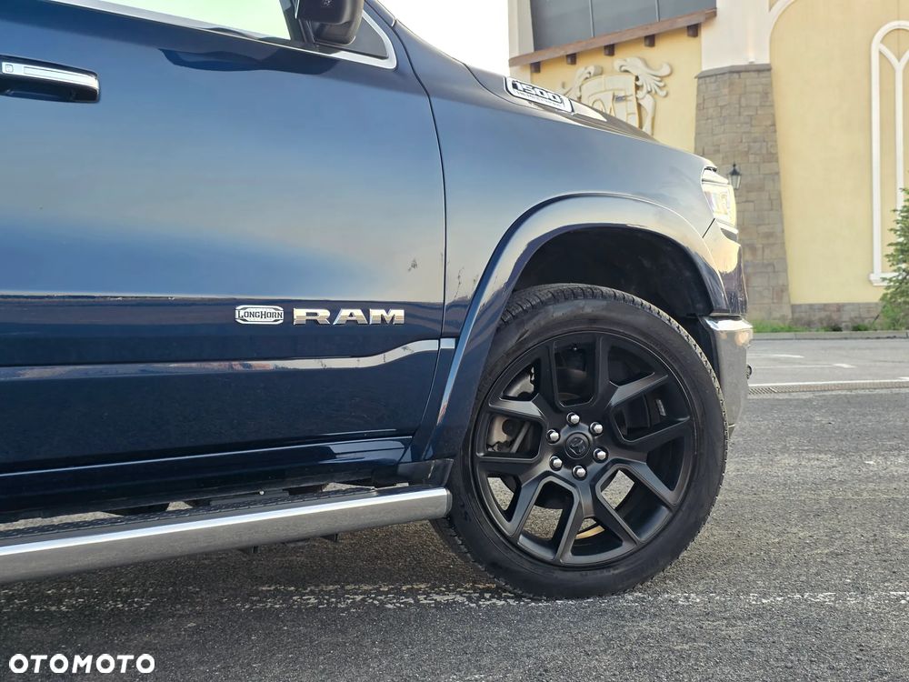 RAM 1500 Crew Cab Shortbed Longhorn - 12