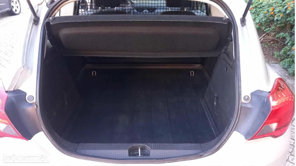 Opel Corsa CDTI c/ iva dedutivel - 2