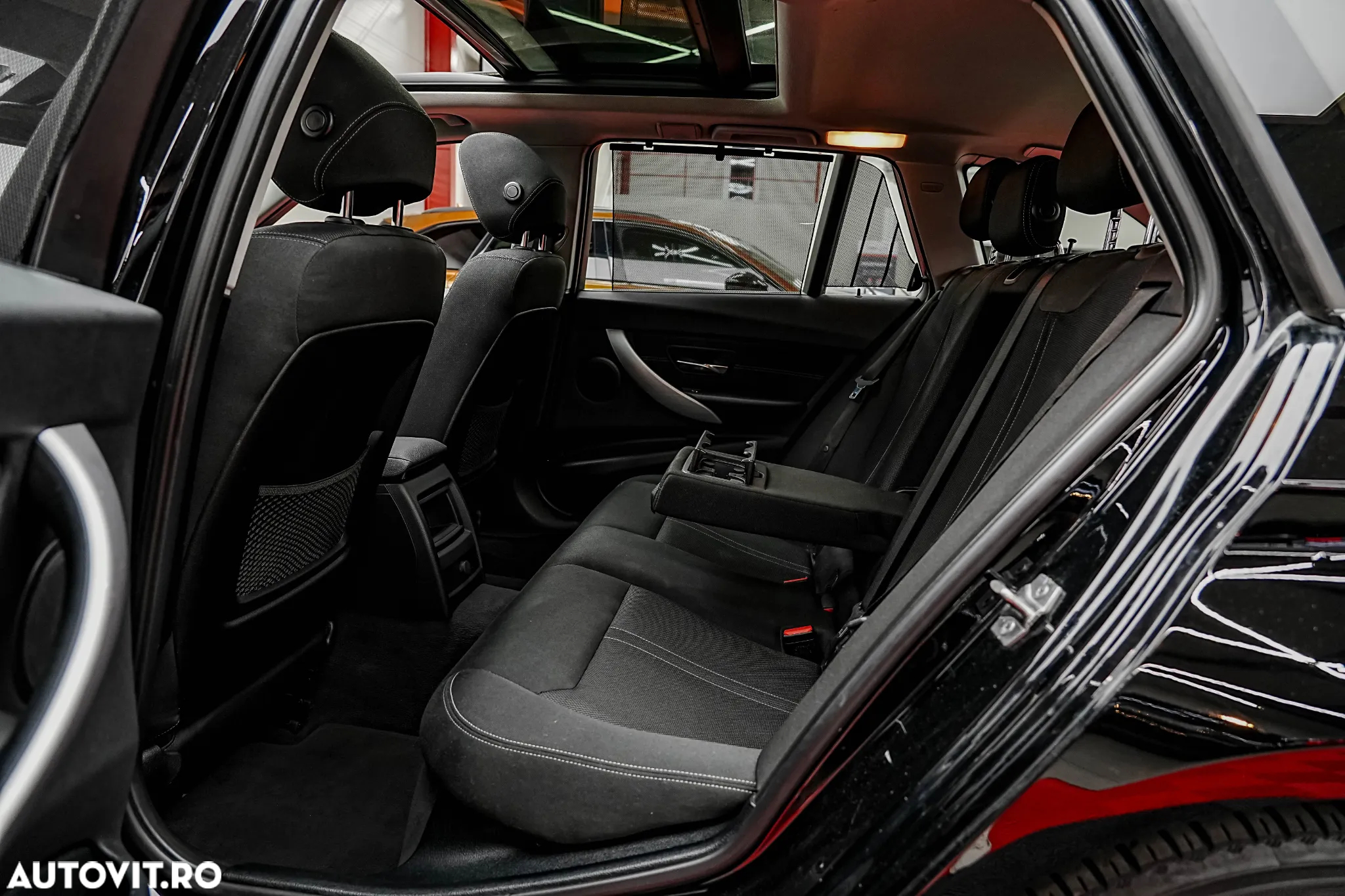 BMW Seria 3 320d Touring Sport-Aut. Efficient Dynamics Edition - 6