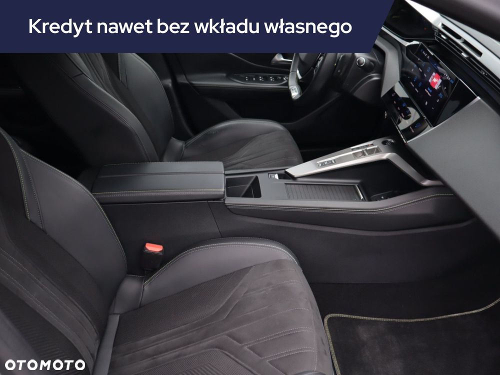 Peugeot 408 - 11