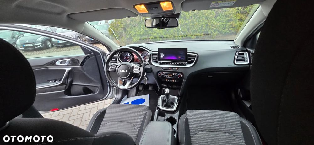 Kia Ceed 1.5 T-GDI OPF Vision - 35