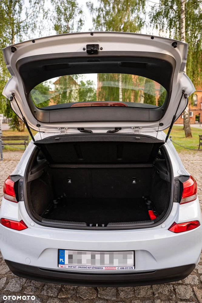 Hyundai i30 1.4 Classic + - 23