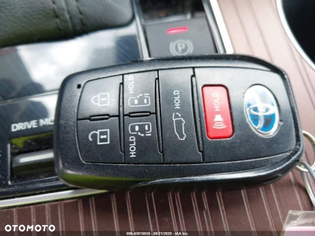 Toyota Sienna - 17