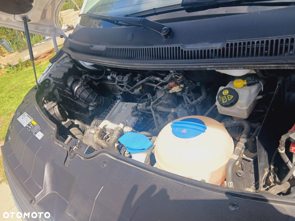Volkswagen Transporter - 6