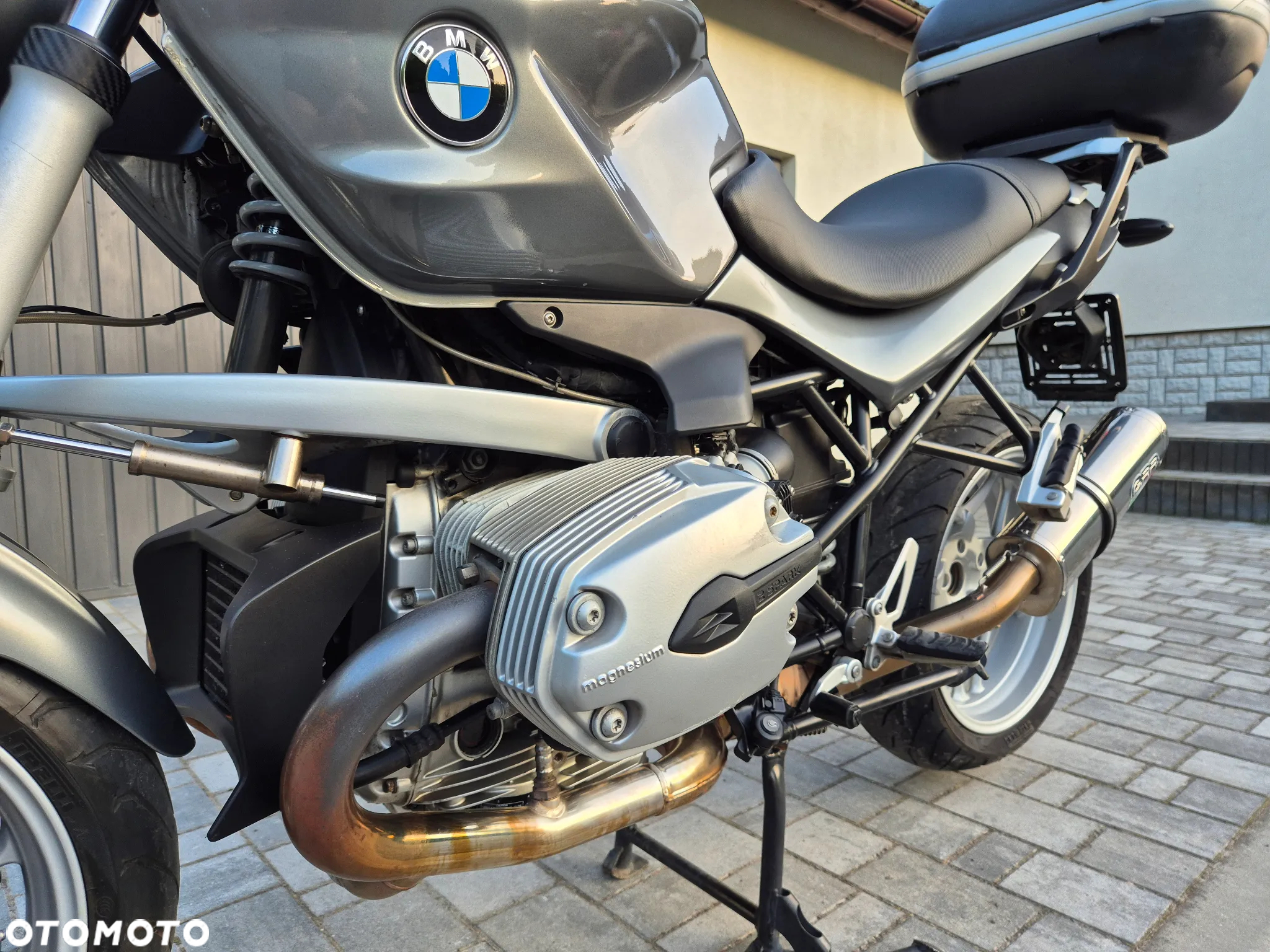 BMW R - 7