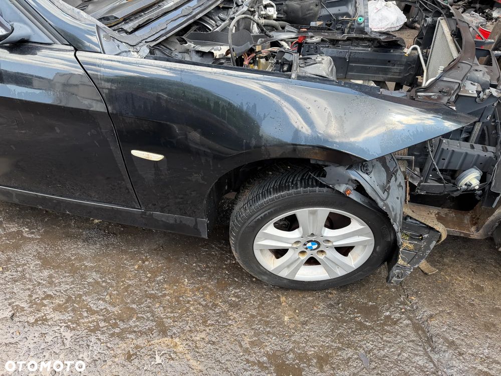 Błotnik przedni prawy BMW E90/91 475/9 czarny - 1
