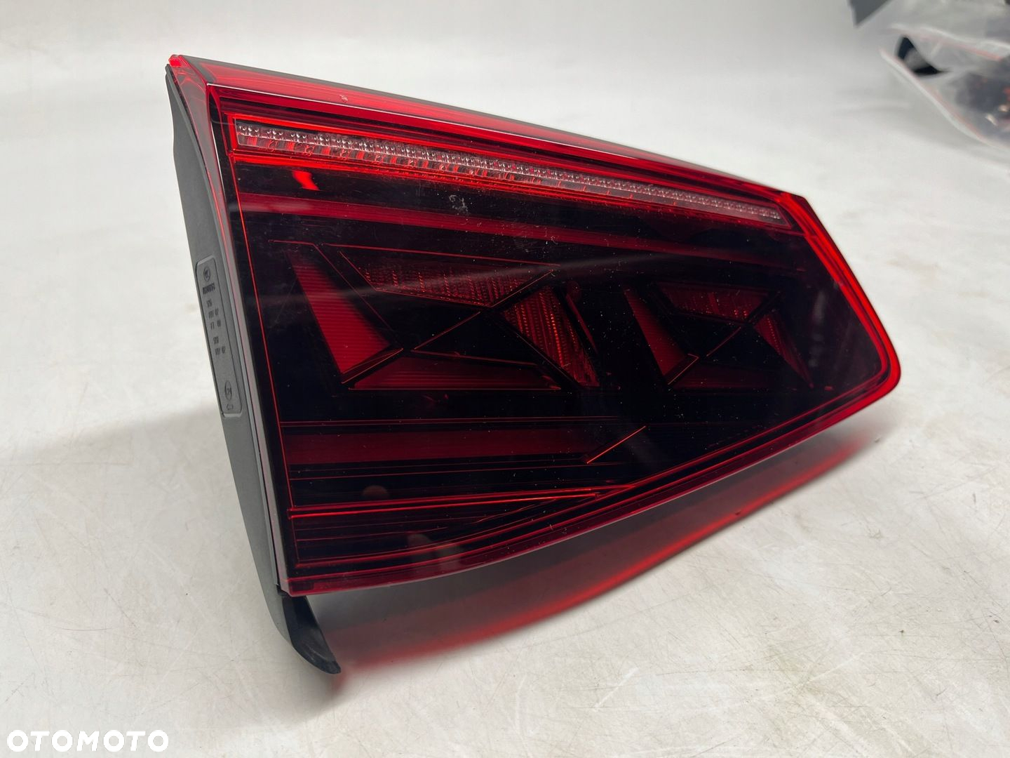 VW Passat B8 Variant Lift Lampa Tył Tylna Lewa Klapy Bagażnika 3G9945307N - 5