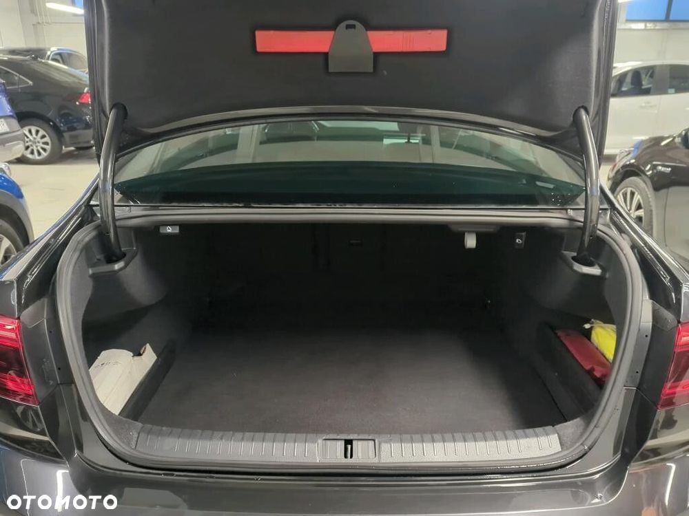 Volkswagen Passat 2.0 TSI Business DSG - 3