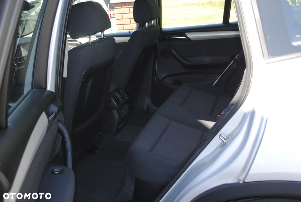 BMW X3 xDrive20d - 17