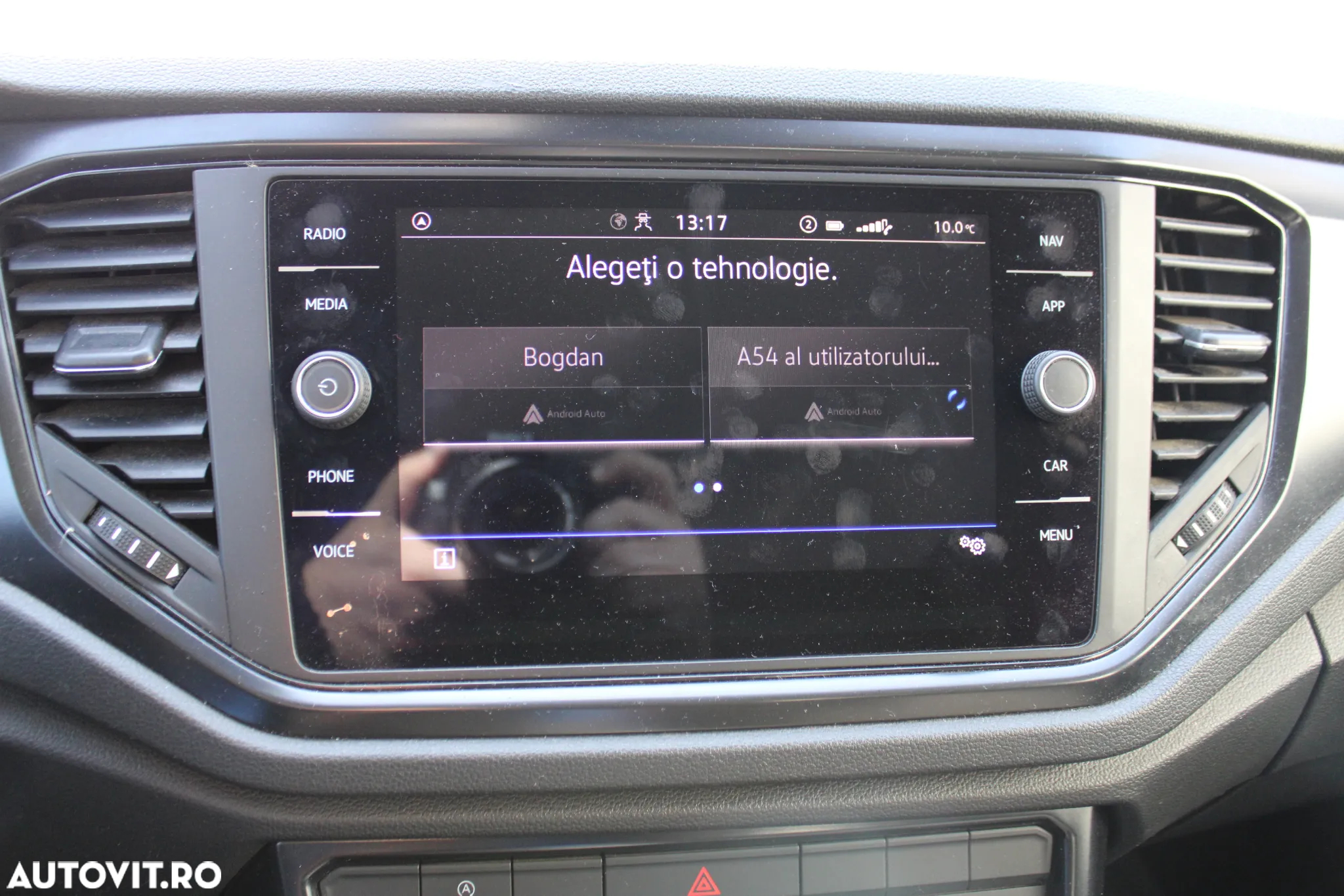 Volkswagen T-ROC 1.0 TSI Base - 17