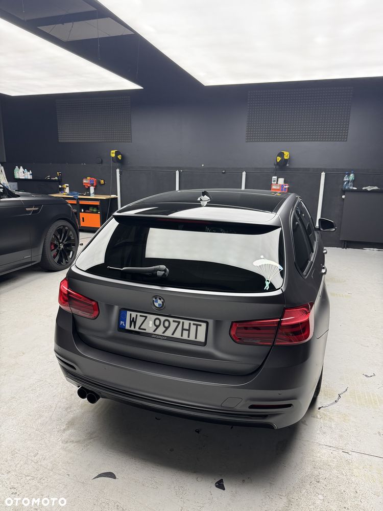 BMW Seria 3 320d Sport Line - 6