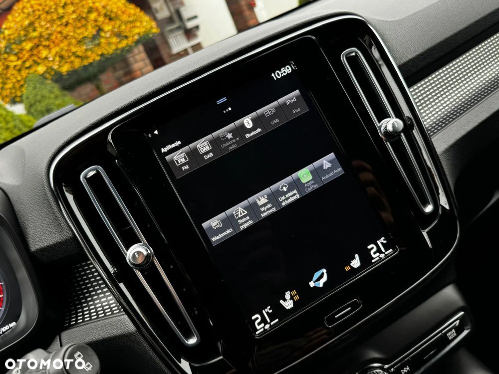 Volvo XC 40 T3 Geartronic RDesign - 19