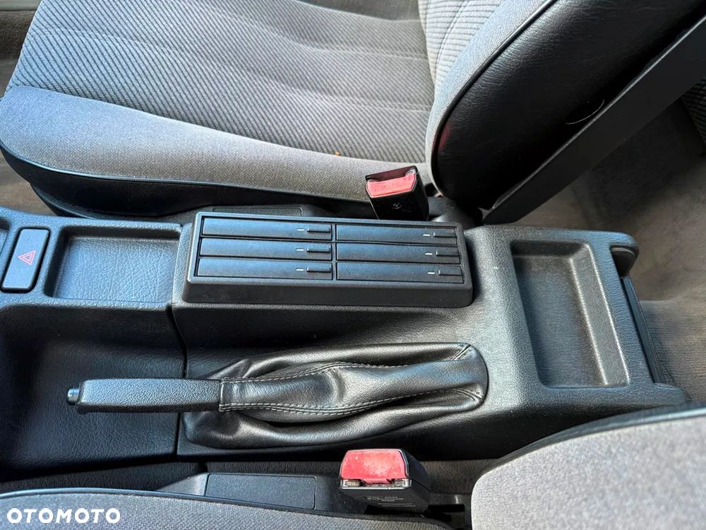 BMW Seria 5 - 28