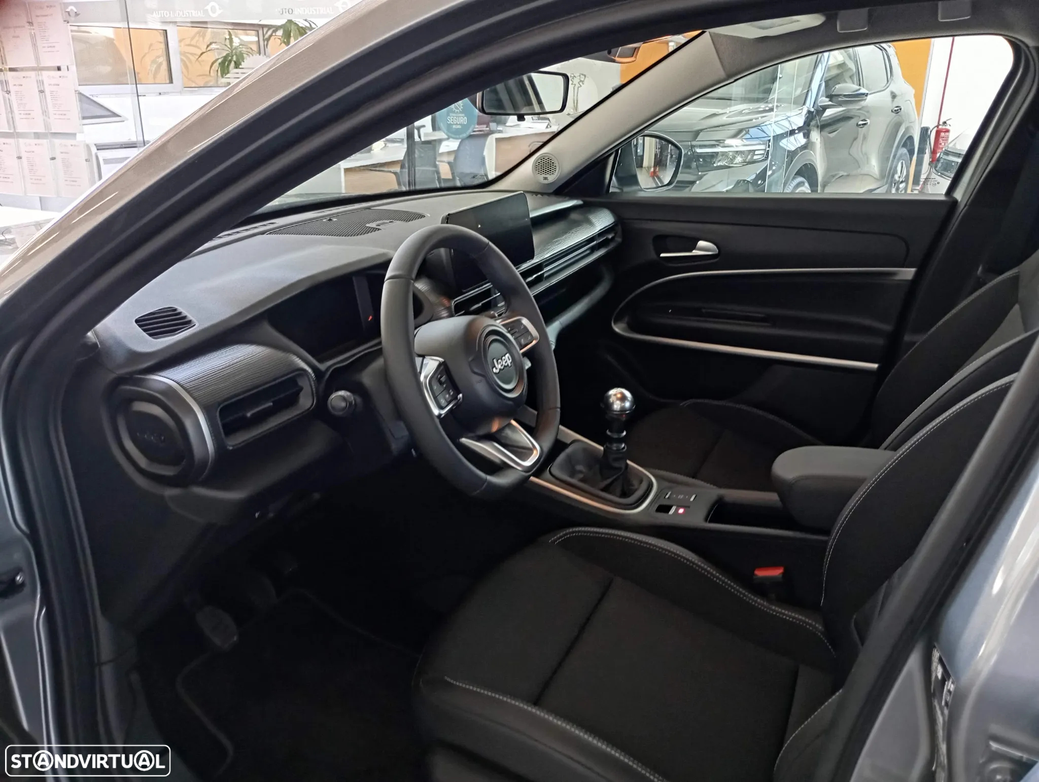 Jeep Avenger 1.2 GSE T3 Altitude - 5