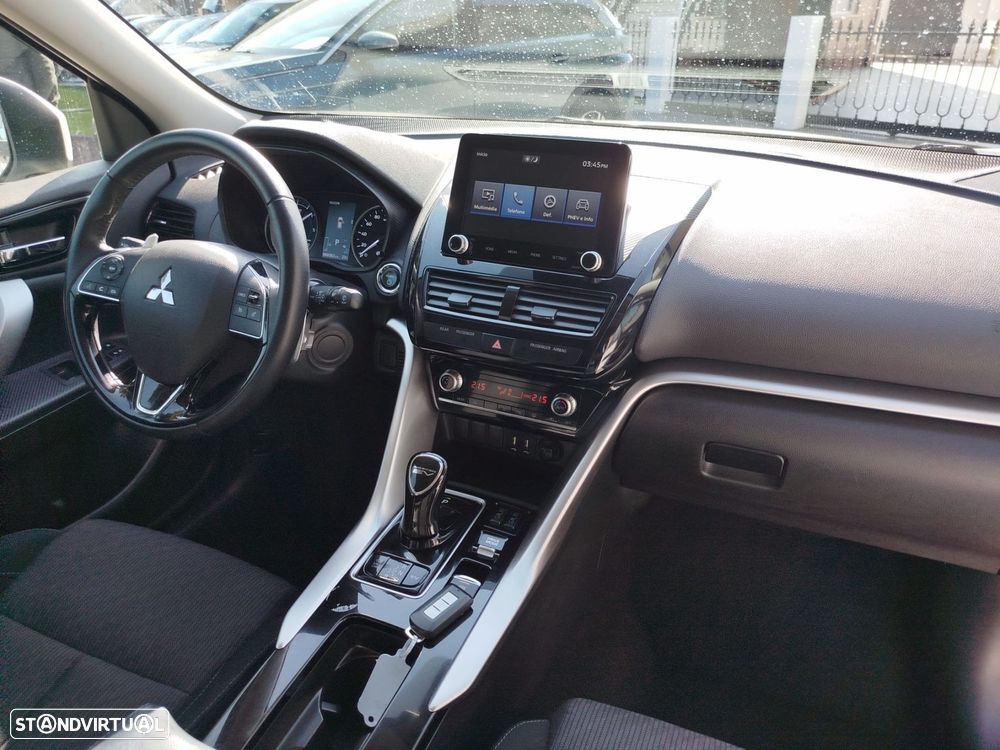 Mitsubishi Eclipse Cross - 28