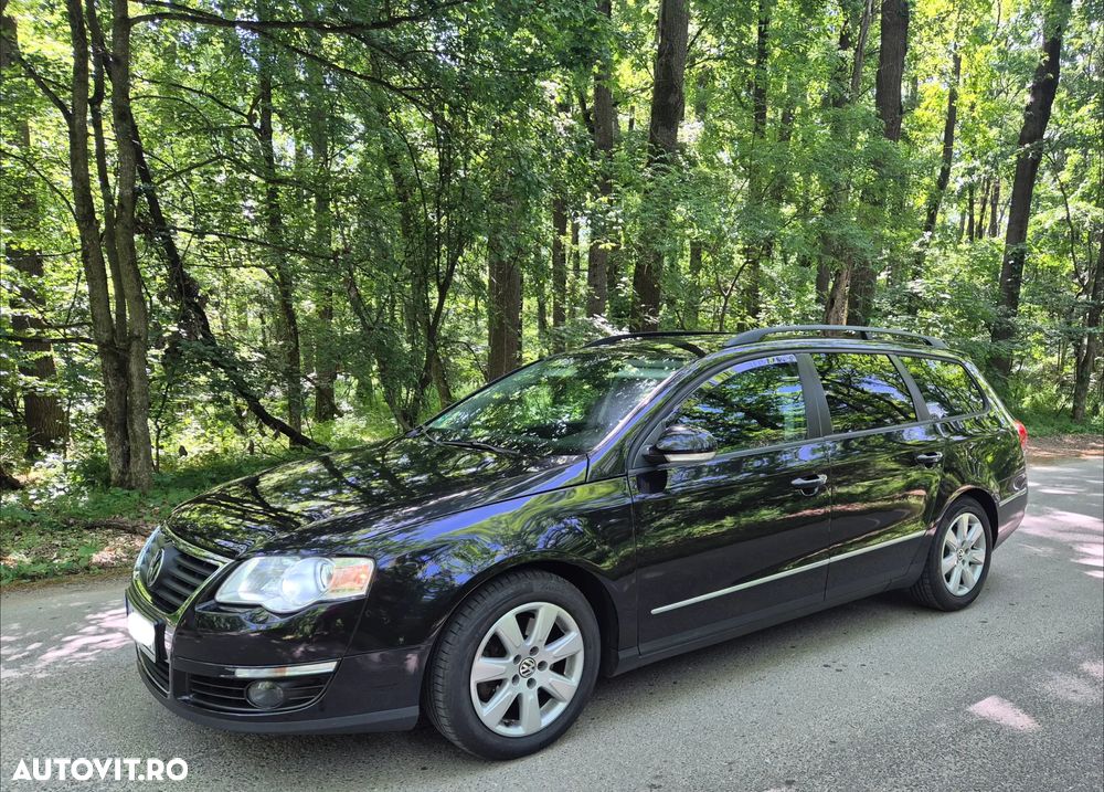 Volkswagen Passat - 1