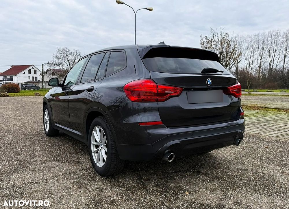 BMW X3 xDrive20d AT xLine - 3