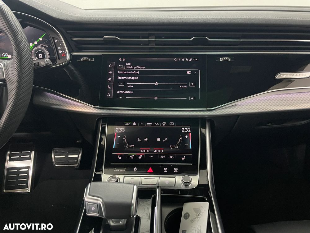 Audi Q8 SUV TFSI e quattro 290 kW tiptronic - 32