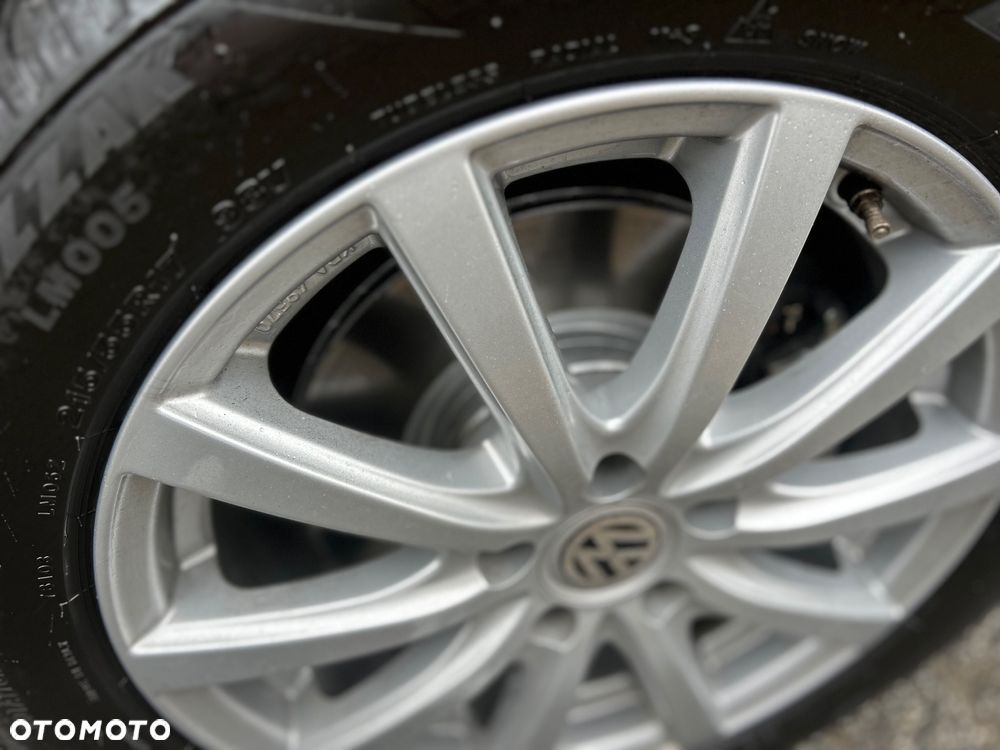 Volkswagen Touran 1.6 TDI SCR BlueMotion Technology Trendline - 23