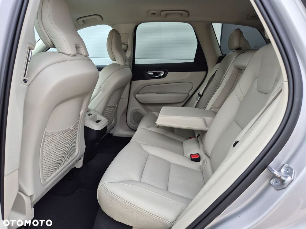 Volvo XC 60 B4 B Geartronic Inscription - 27