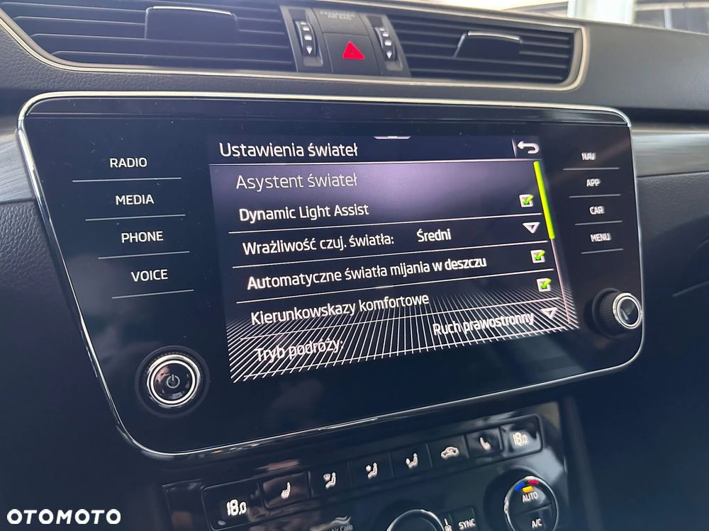 Skoda Superb 2.0 TDI SCR 4x4 Style DSG - 19