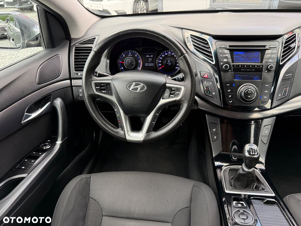 Hyundai i40 Kombi 1.7 CRDi Style - 12