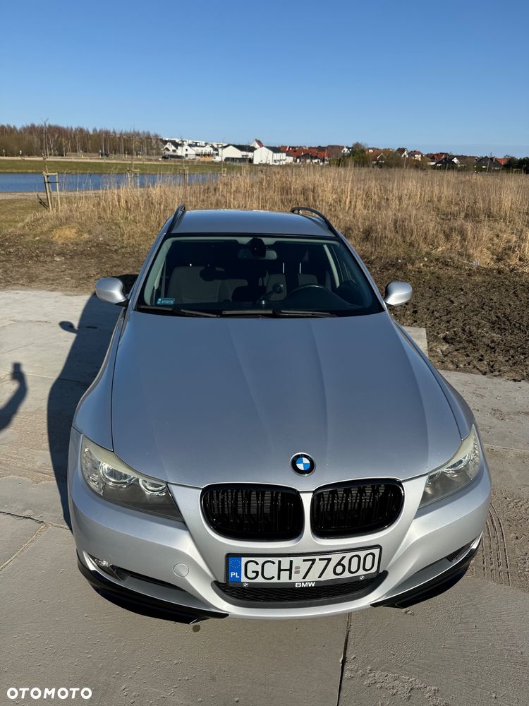 BMW Seria 3 318d DPF - 9