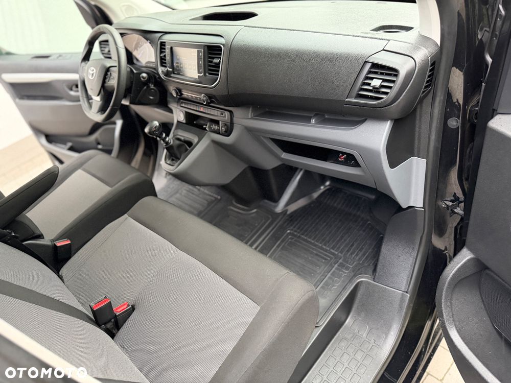 Toyota ProAce - 11