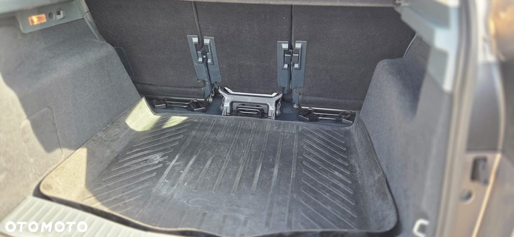 Ford C-MAX 1.6 TDCi Edition - 31