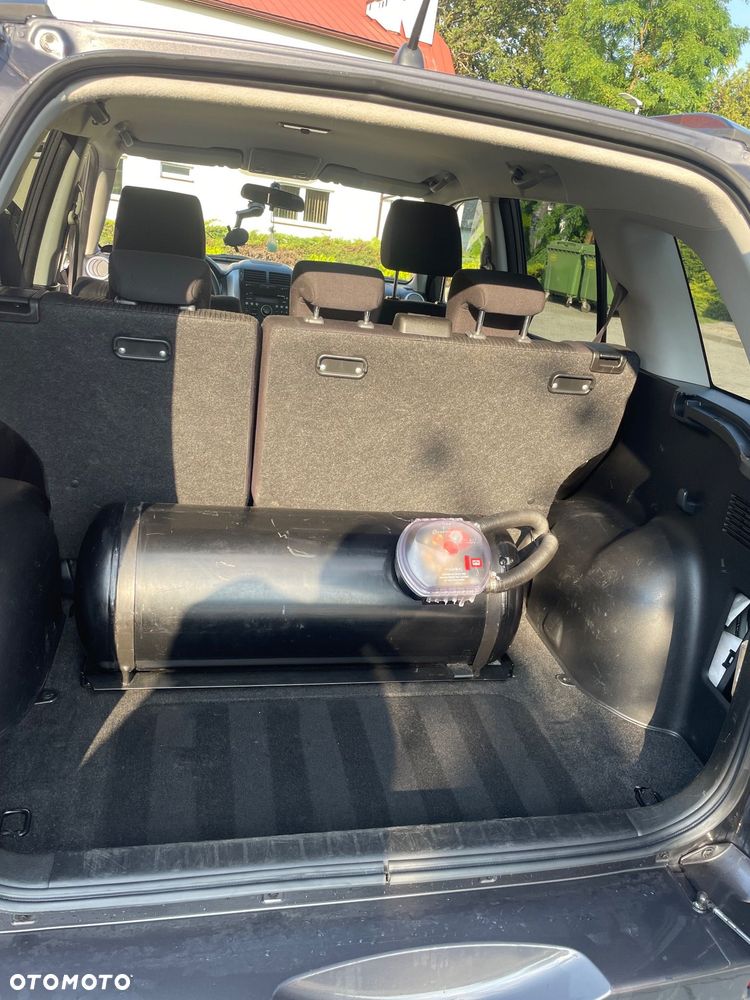 Suzuki Grand Vitara 2.4 Premium - 13