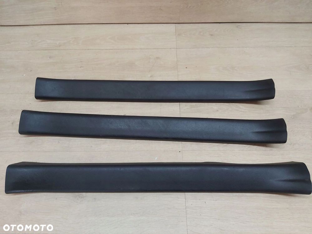 Toyota Auris II listwa progowa nakładka lewy przód 67914-02270 - 2