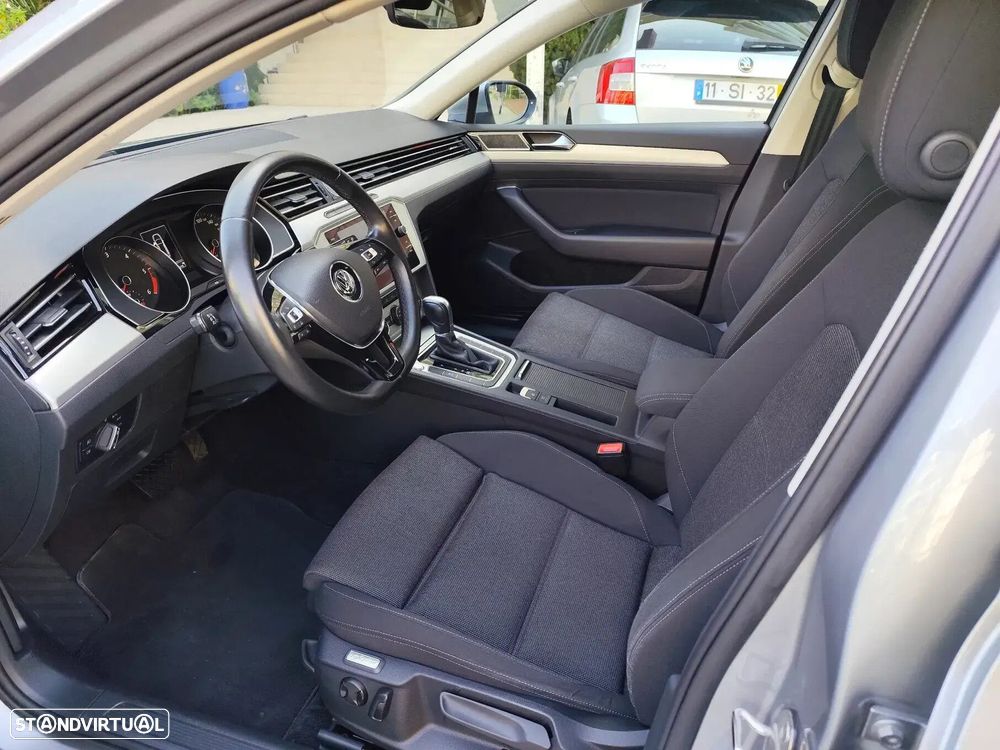 VW Passat Variant 2.0 TDI Confortline DSG - 4
