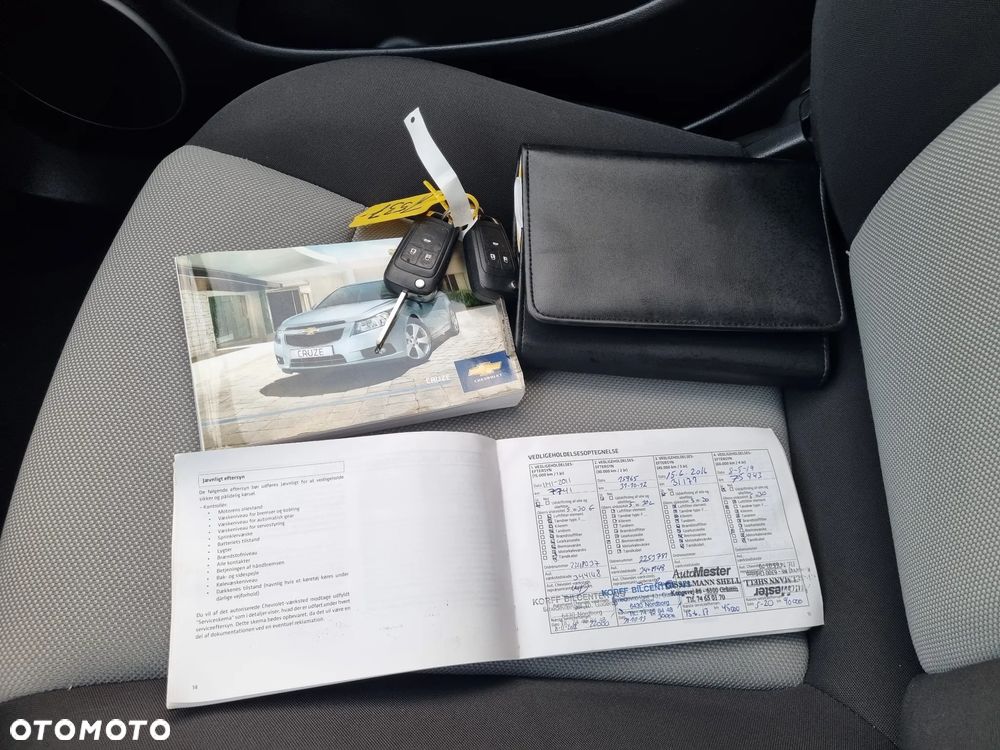 Chevrolet Cruze 1.8 LT - 20