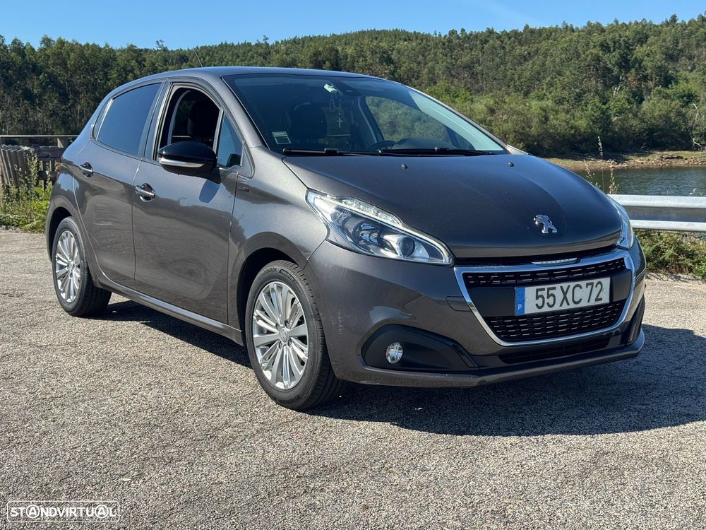 Peugeot 208 1.5 BlueHDi Signature - 2