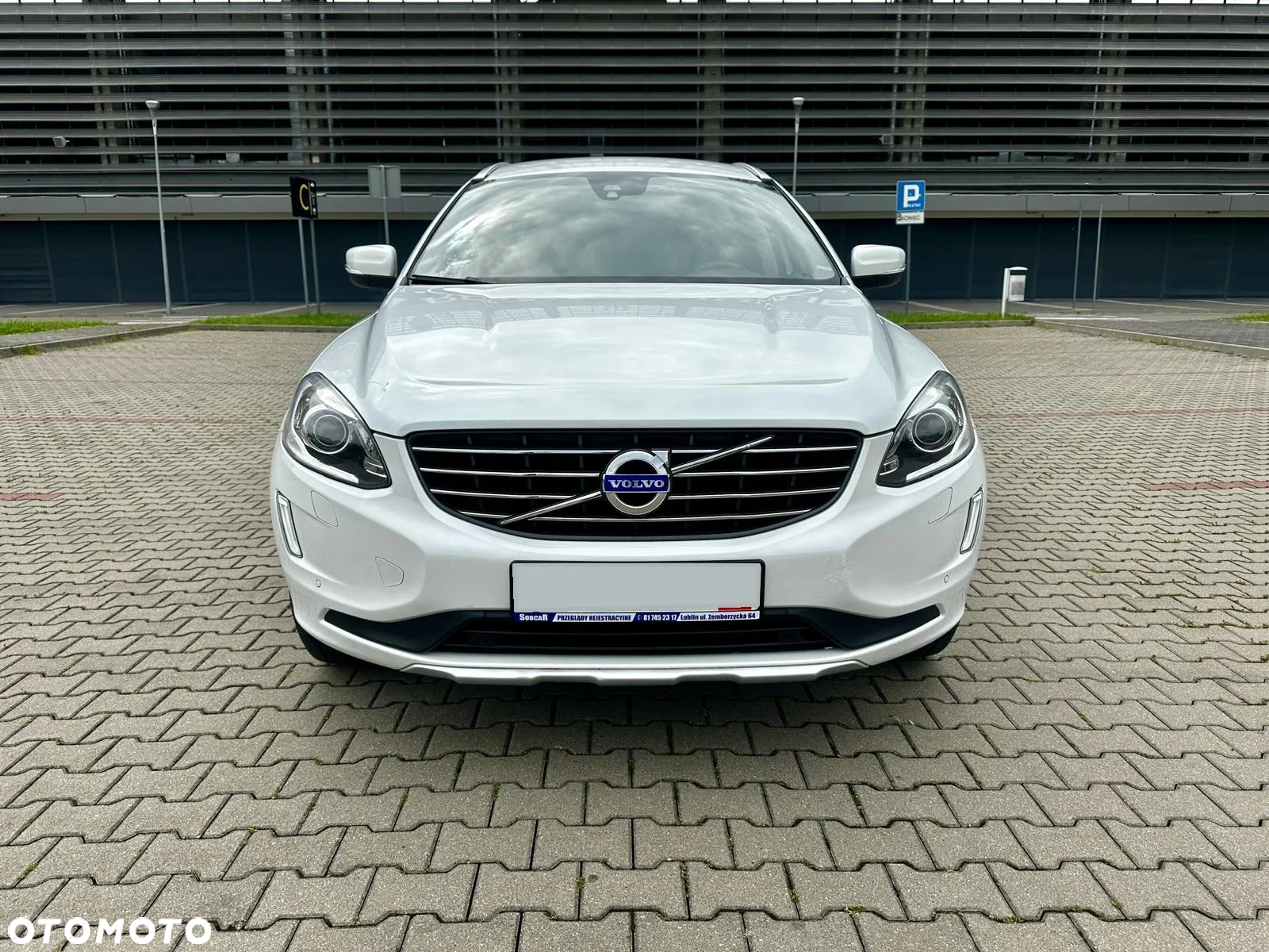 Volvo XC 60 D4 AWD Geartronic Summum - 3