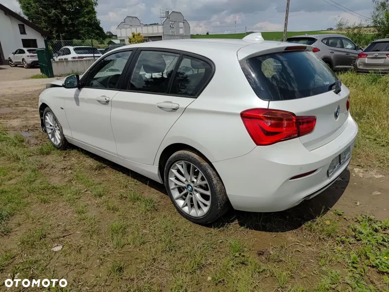 BMW Seria 1 118d Sport - 9