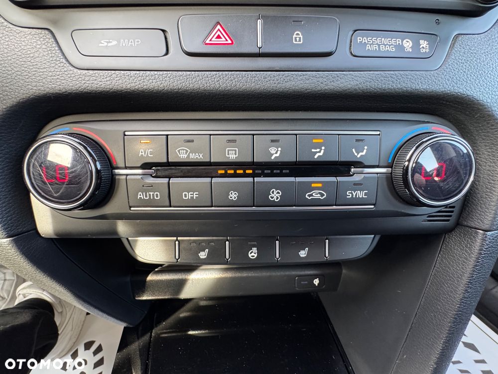 Kia Ceed 1.6 CRDi SCR GT-Line DCT - 27