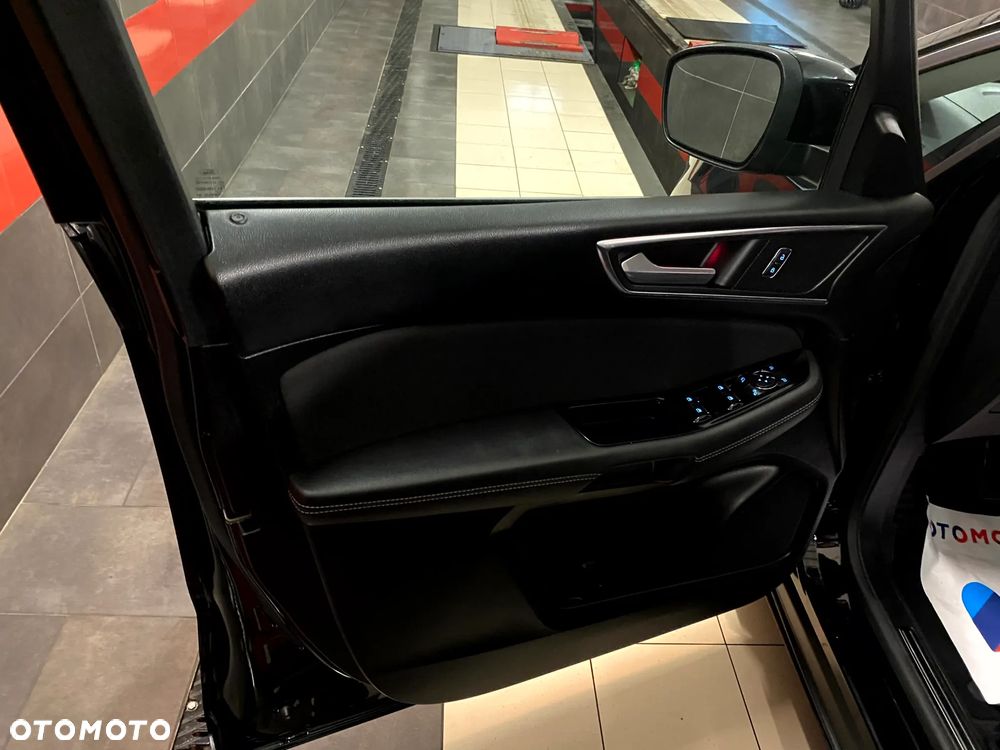 Ford S-Max 2.0 TDCi Titanium - 13