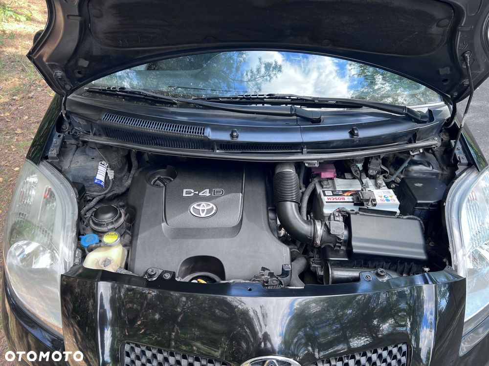 Toyota Yaris - 7