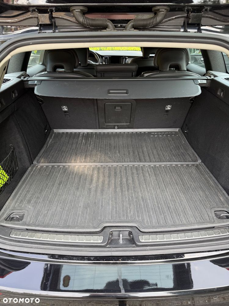 Volvo V60 B4 D Geartronic Momentum Pro - 30