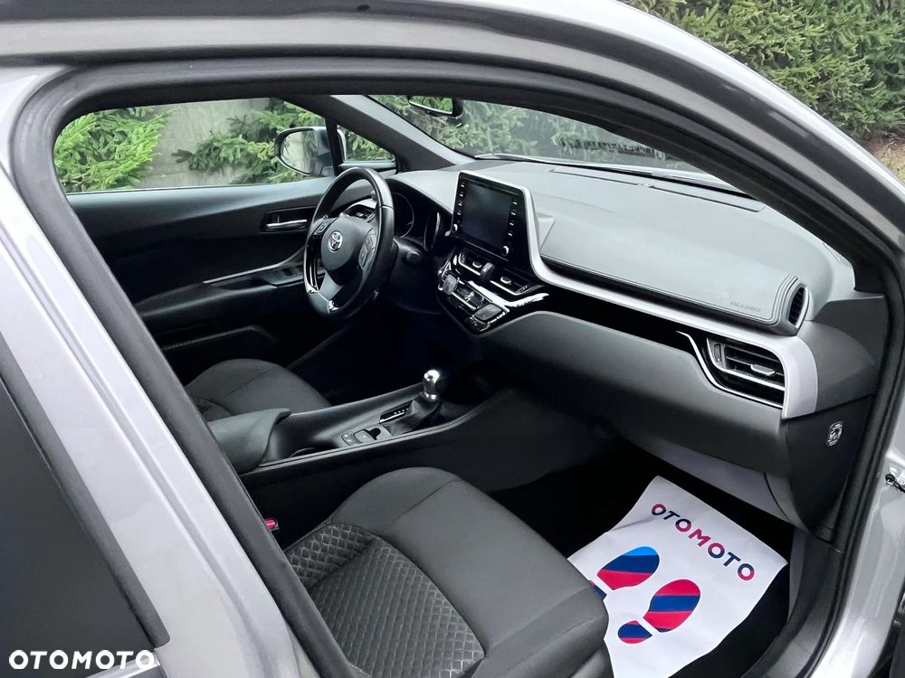 Toyota C-HR Business-Edition - 15