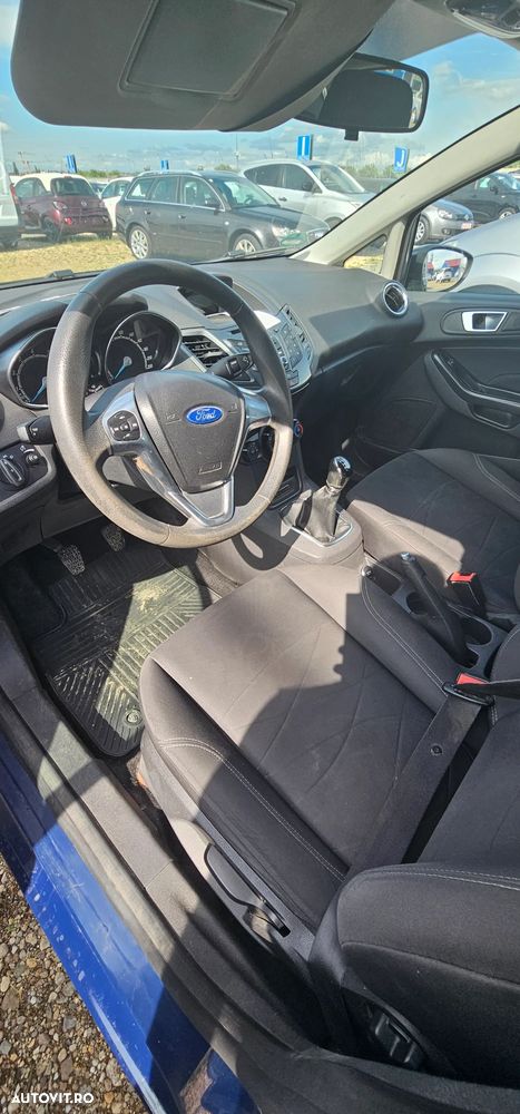 Ford Fiesta - 8