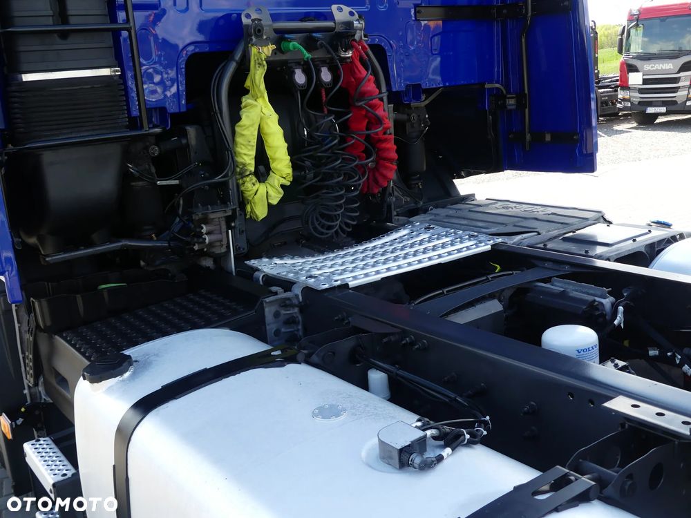 Volvo FH4 460 / EURO 6 / STANDARD / I -SHIFT / ZADBANE / - 15