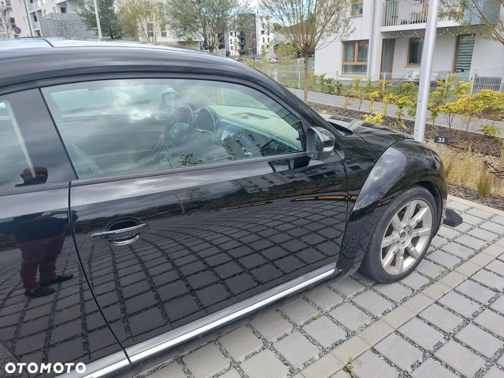 Volkswagen New Beetle - 3