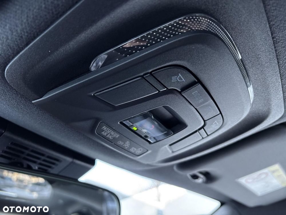 Toyota Corolla 1.8 Hybrid Comfort - 31