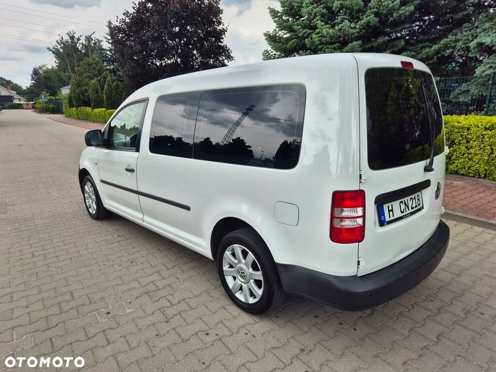 Volkswagen Caddy - 10