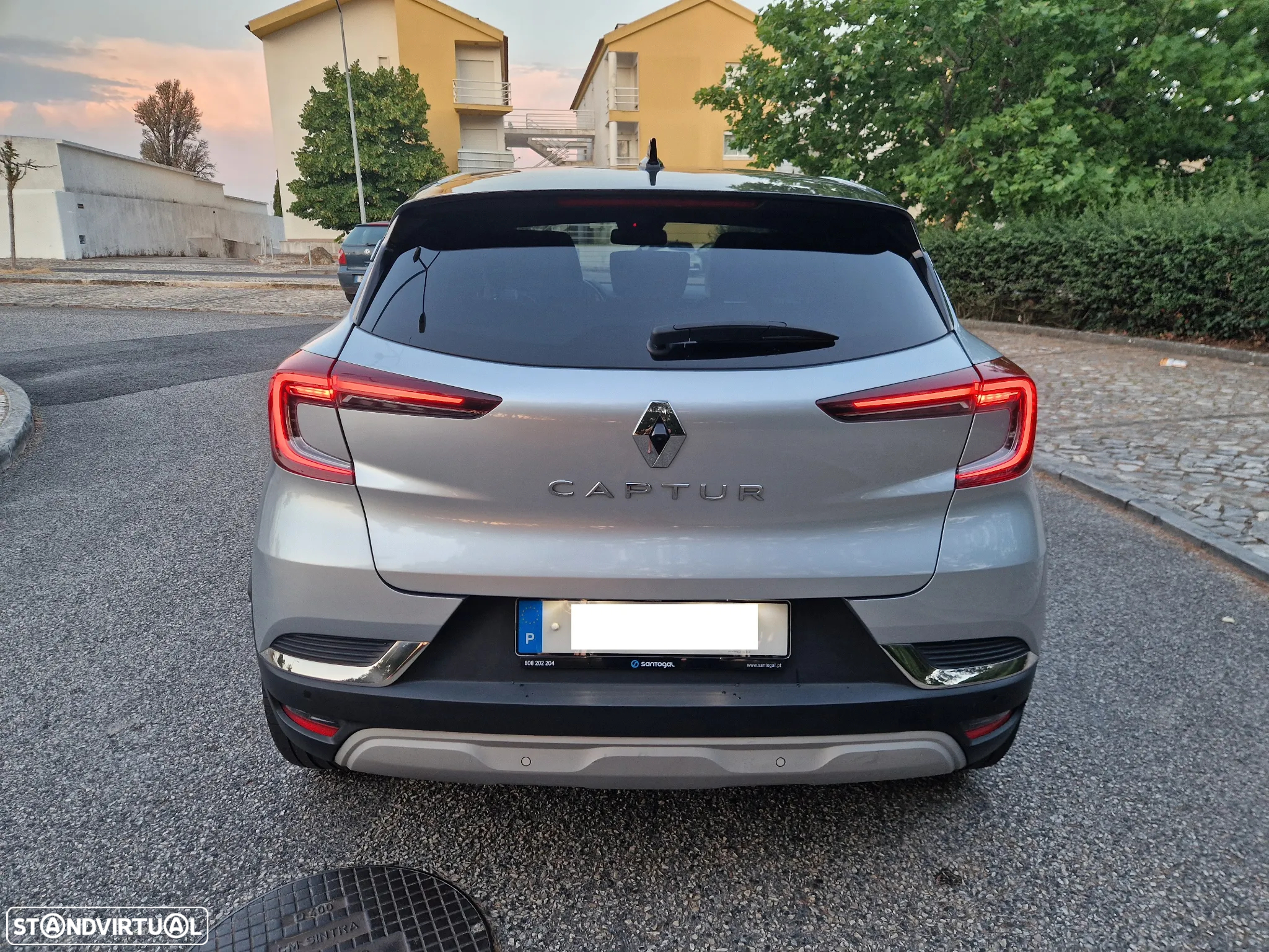 Renault Captur 1.0 TCe Techno Bi-Fuel - 11